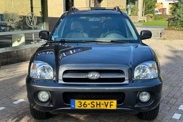 Hyundai Santa Fe (2006) thumbnail 3