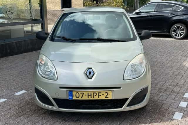 Renault Twingo (2009) thumbnail 3