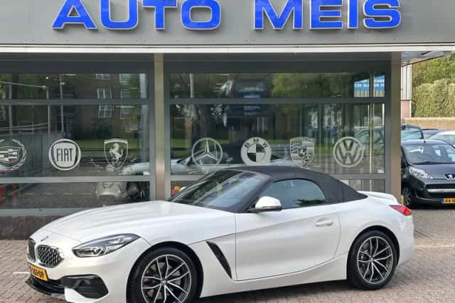 BMW Z4 (2019) thumbnail 2