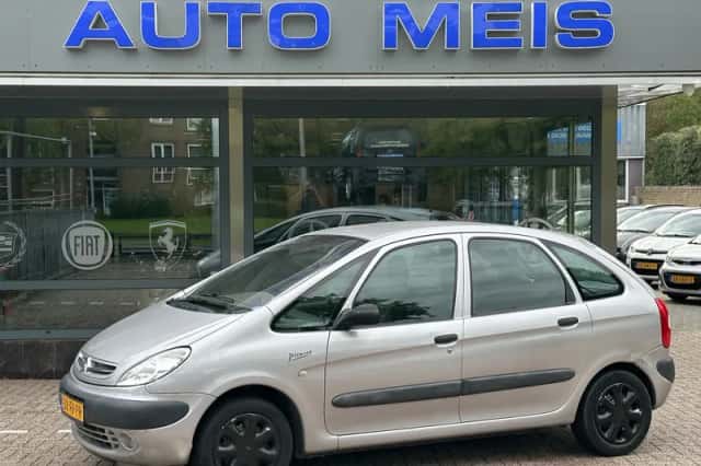 Citroën Xsara (2000) thumbnail 1