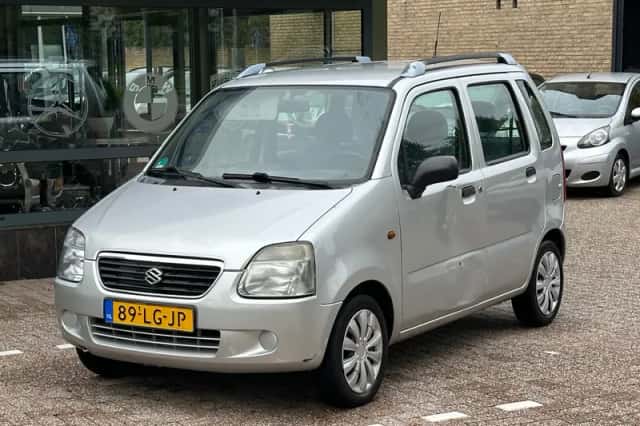 Suzuki Wagon R+ (2003) thumbnail 2