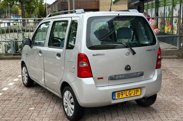 Suzuki Wagon R+ (2003) thumbnail 6