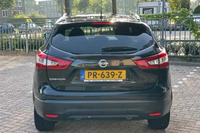 Nissan Qashqai (2017) thumbnail 5