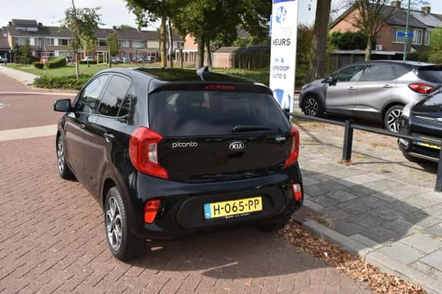 Kia Picanto (2020) thumbnail 6