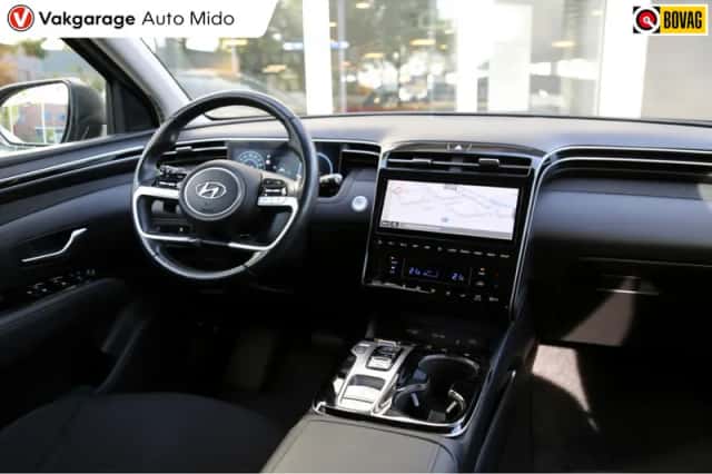 Hyundai Tucson (2023) thumbnail 3