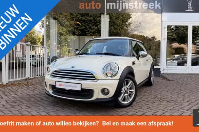 MINI One (2013) thumbnail 1