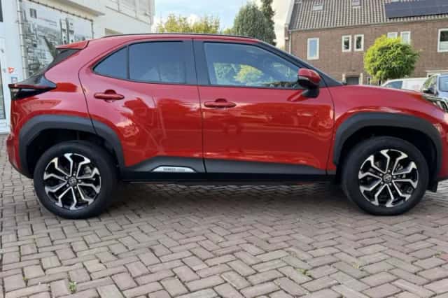 Toyota Yaris Cross (2023) thumbnail 6
