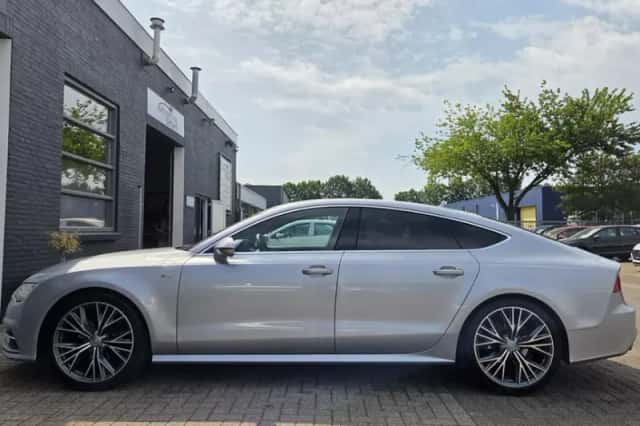 Audi A7 (2017) thumbnail 3