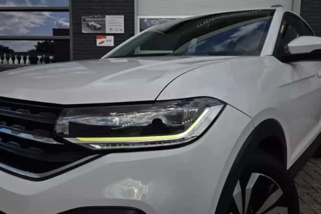 Volkswagen T-Cross (2020) thumbnail 2