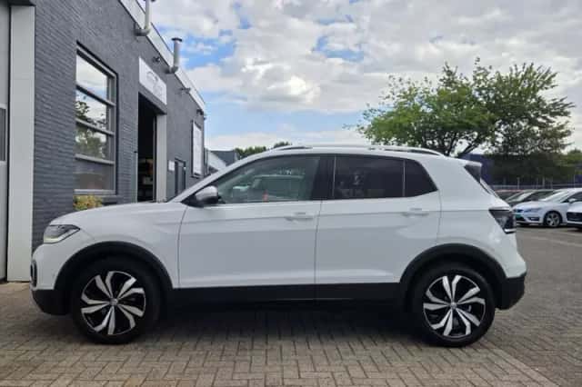 Volkswagen T-Cross (2020) thumbnail 3