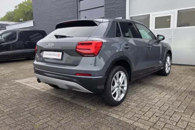 Audi Q2 (2017) thumbnail 5