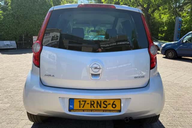 Opel Agila (2011) thumbnail 6