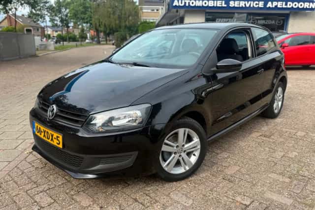 Volkswagen Polo (2012) thumbnail 1
