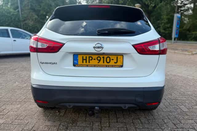 Nissan Qashqai (2016) thumbnail 6