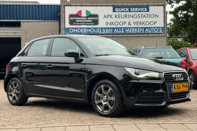 Audi A1 (2012) thumbnail 3
