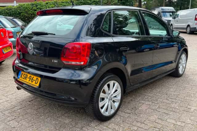 Volkswagen Polo (2013) thumbnail 5