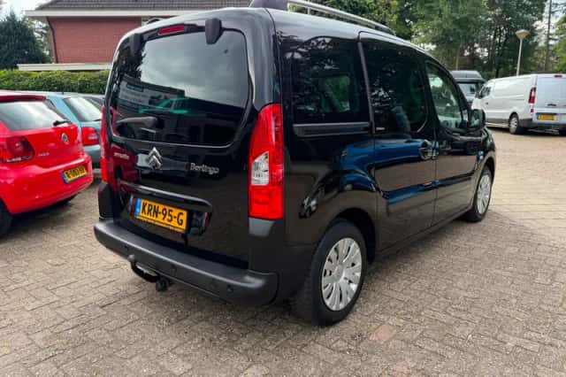 Citroën Berlingo (2011) thumbnail 5