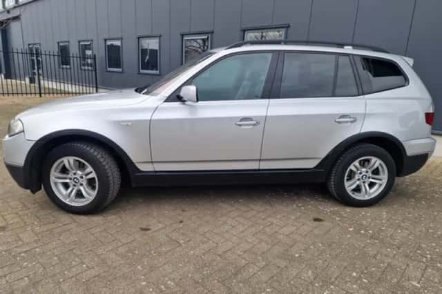BMW X3 (2007) thumbnail 3