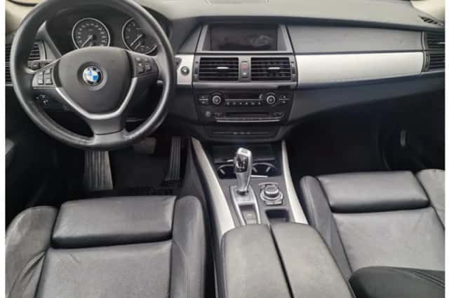BMW X5 (2010) thumbnail 4