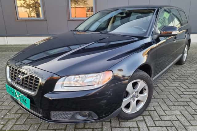 Volvo V70 (2009) thumbnail 1
