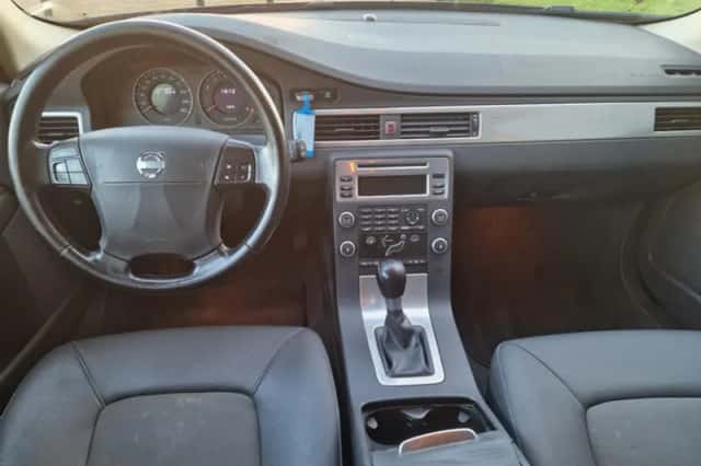 Volvo V70 (2009) thumbnail 4