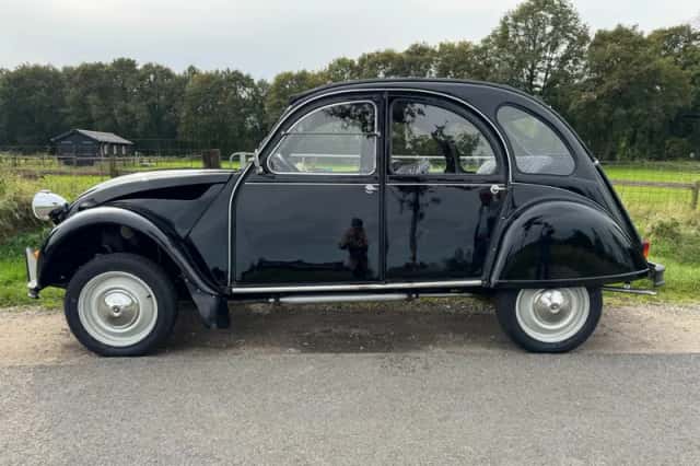 Citroën 2CV (1991) thumbnail 3