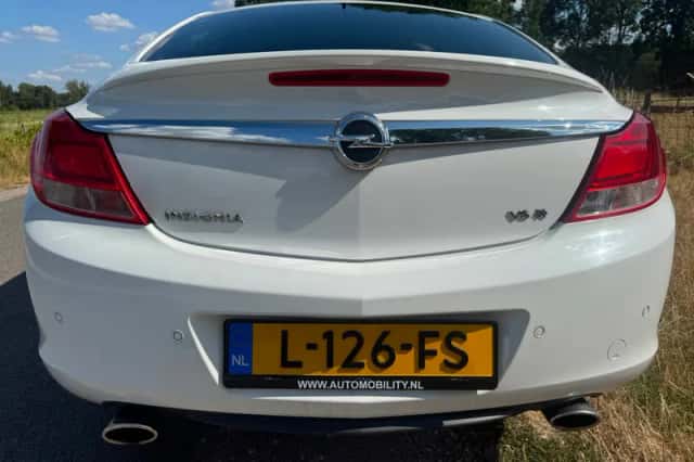 Opel Insignia (2011) thumbnail 6