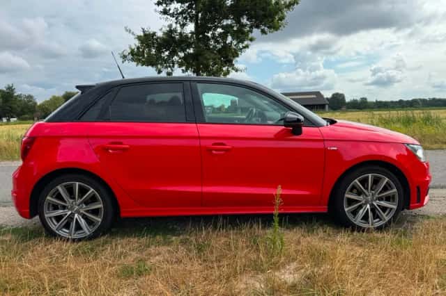 Audi A1 (2014) thumbnail 4