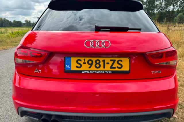 Audi A1 (2014) thumbnail 6
