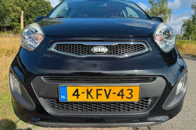 Kia Picanto (2013) thumbnail 5
