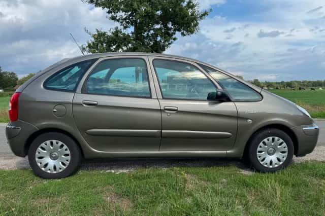Citroën Xsara Picasso (2008) thumbnail 4