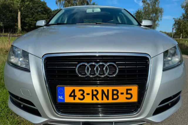 Audi A3 (2011) thumbnail 5