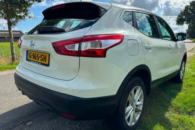 Nissan Qashqai (2014) thumbnail 2