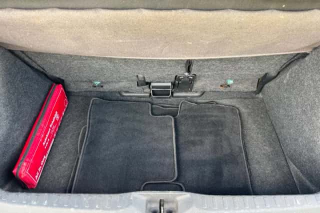 Nissan Micra (2006) thumbnail 6