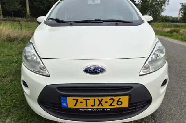 Ford Ka (2014) thumbnail 5