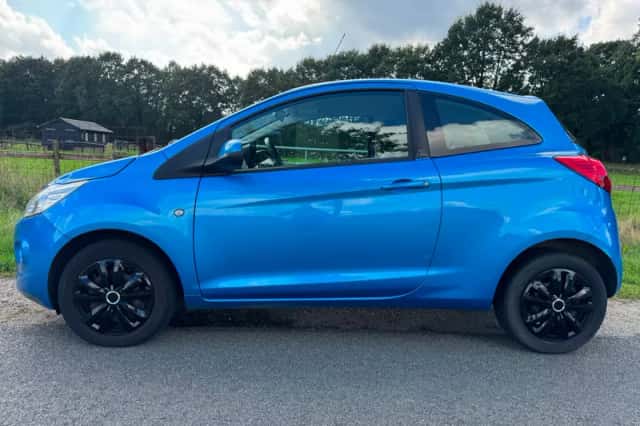Ford Ka (2012) thumbnail 3