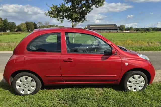 Nissan Micra (2005) thumbnail 4