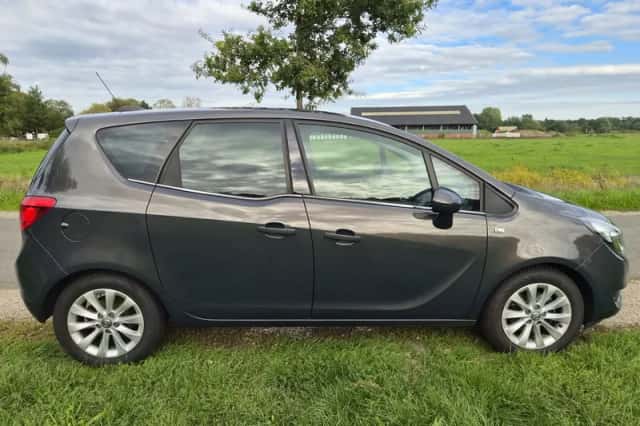 Opel Meriva (2016) thumbnail 4