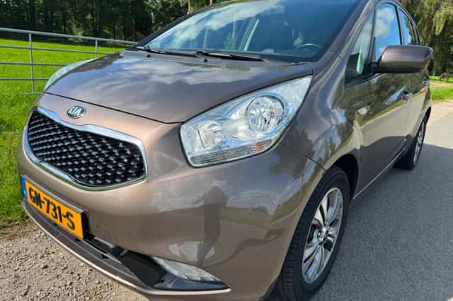 Kia Venga (2015) thumbnail 1