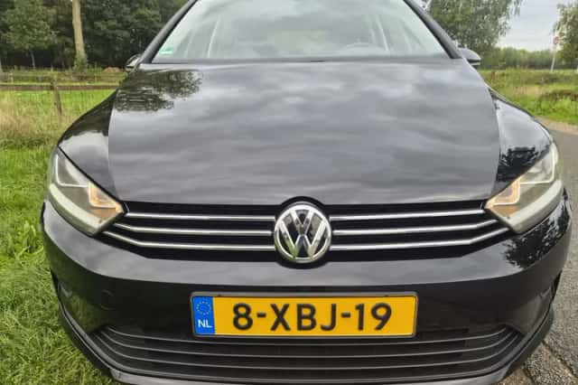 Volkswagen Golf Sportsvan (2014) thumbnail 5