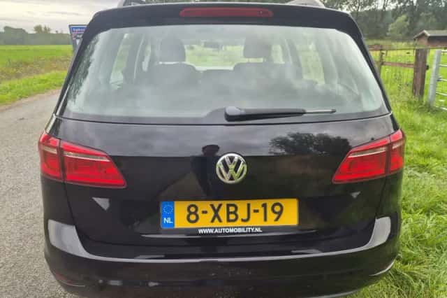 Volkswagen Golf Sportsvan (2014) thumbnail 6