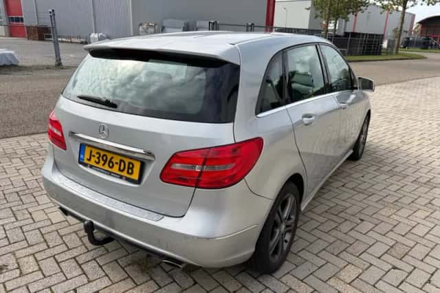 Mercedes-Benz B-Klasse (2013) thumbnail 6