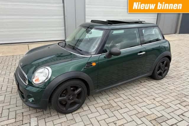 MINI One (2011) thumbnail 1