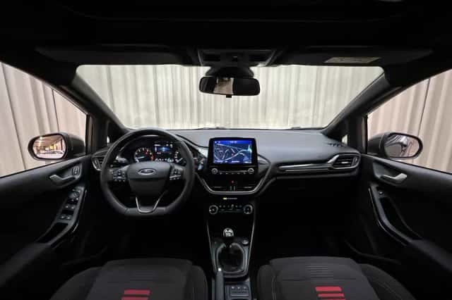 Ford Fiesta (2022) thumbnail 2