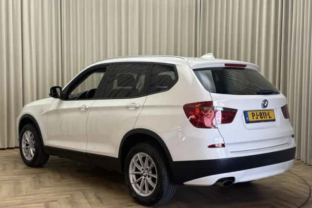 BMW X3 (2014) thumbnail 5