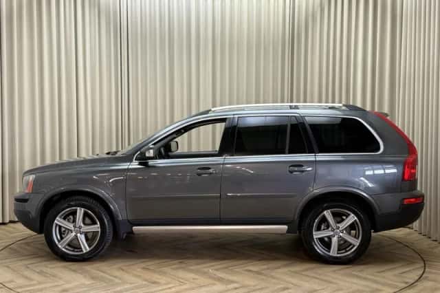 Volvo XC90 (2008) thumbnail 4