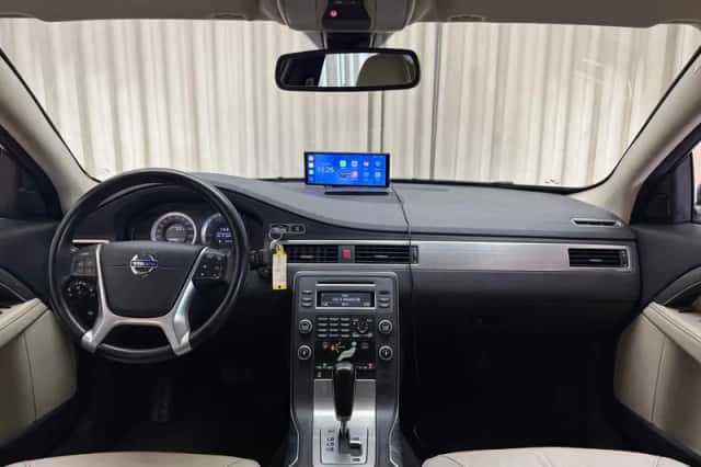 Volvo S80 (2010) thumbnail 2
