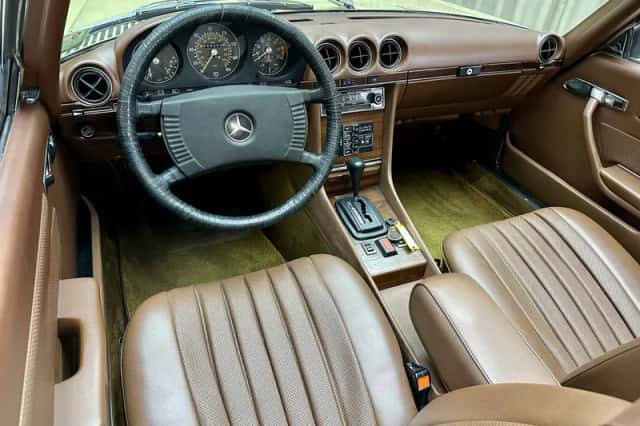 Mercedes-Benz SL-Klasse (1979) thumbnail 2