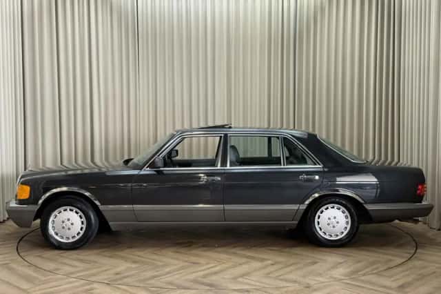 Mercedes-Benz S-Klasse (1987) thumbnail 6