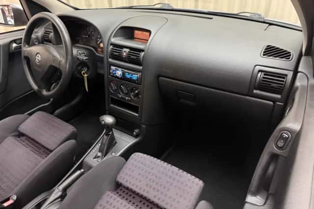 Opel Astra (1999) thumbnail 2